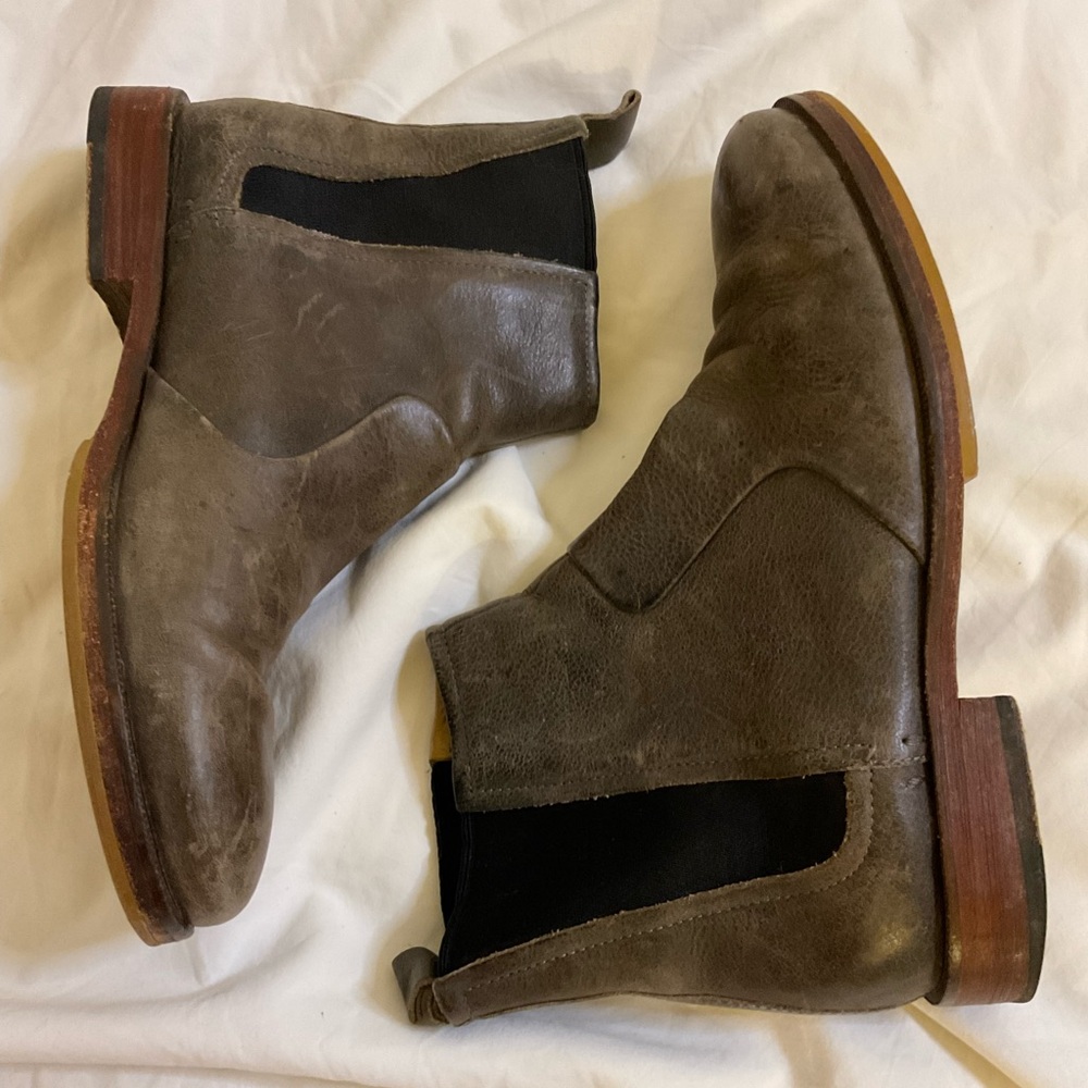 ❌ J. Shoes Leather Distressed Booties